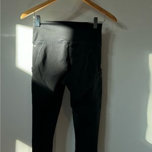 Black Small Fabletics Leggings